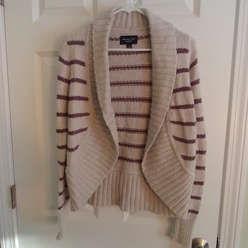 American Eagle sweater